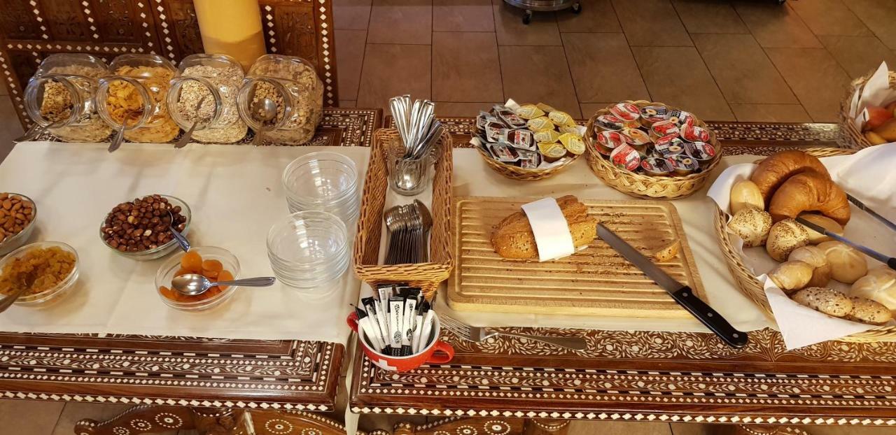 Spalenbrunnen & Restaurant Center Hotel 3*