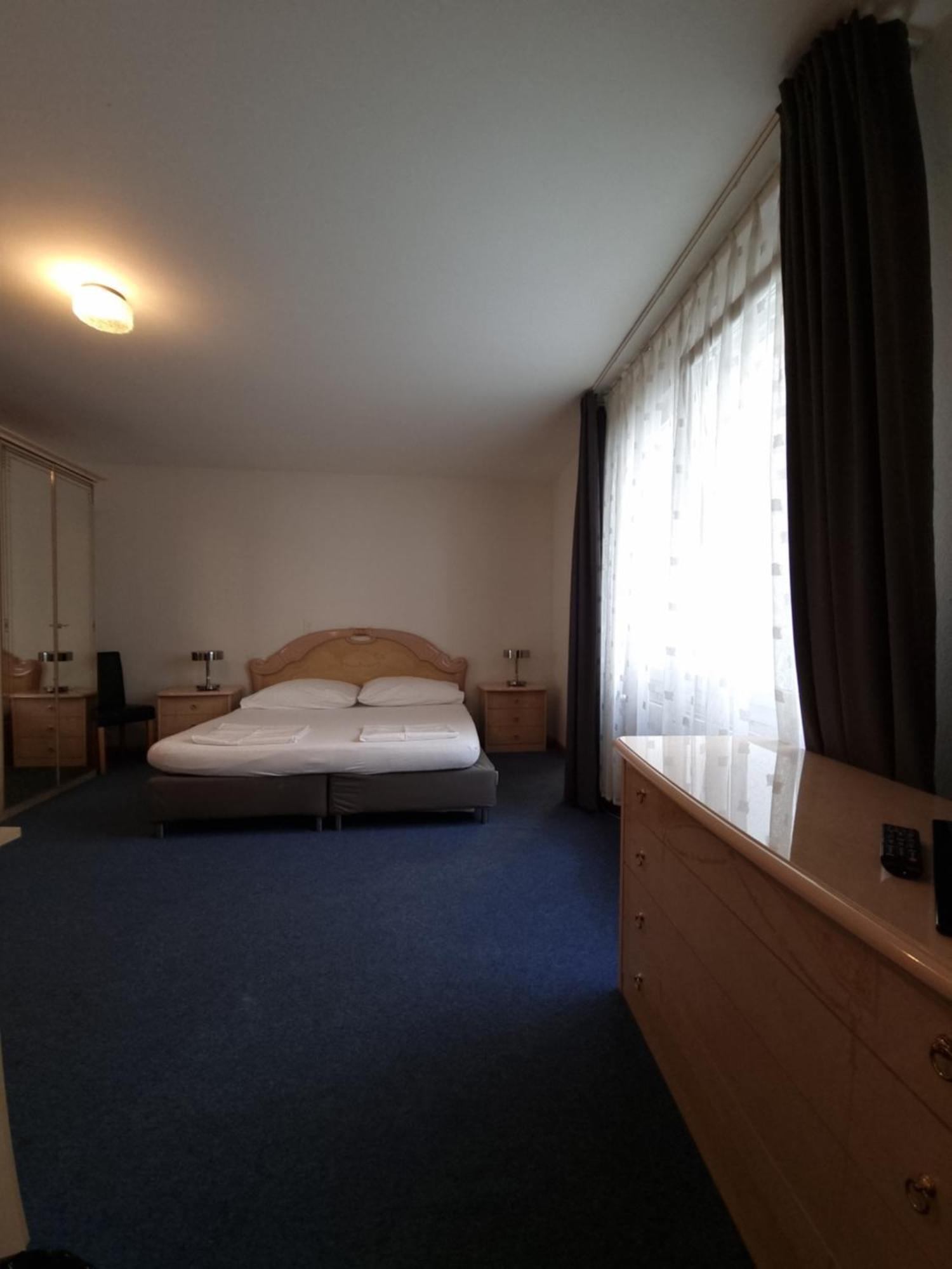 Spalenbrunnen & Restaurant Center 3* Basilea